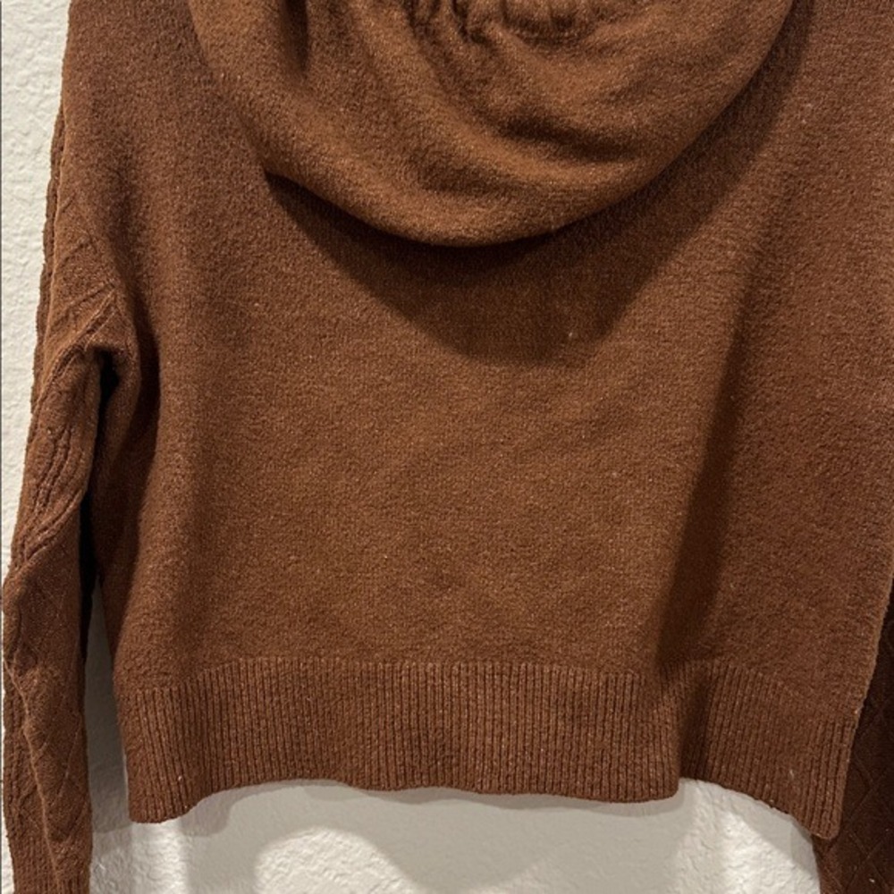 Hazel Moon Women's Brown Cable Knit Cropped Hooded Pullover Sweater Size M - Picture 5 of 10
